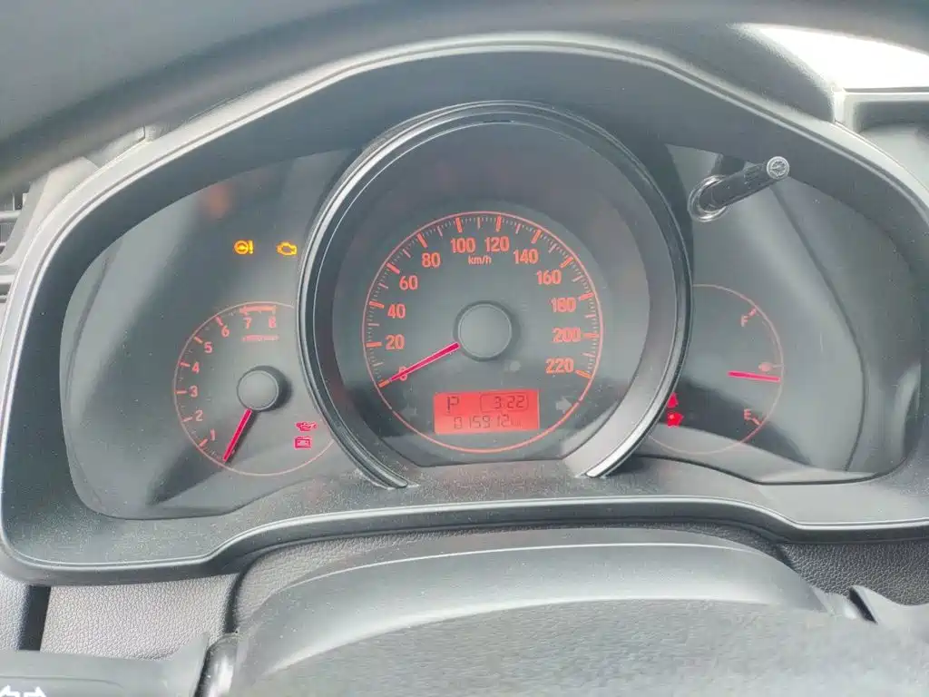 Honda Fit — миниатюра 7