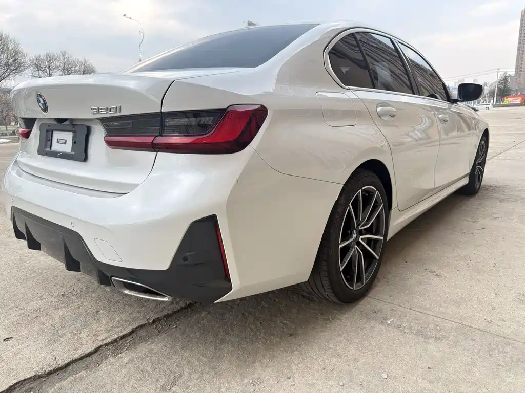 BMW 3 Series 3 2023 320i M Sport