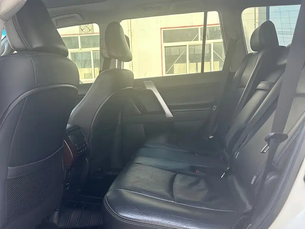 Toyota Land Cruiser Prado 2016 3.5L AT TX-L NAVI