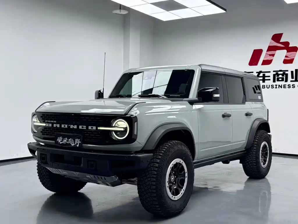 Ford Bronco 2024
