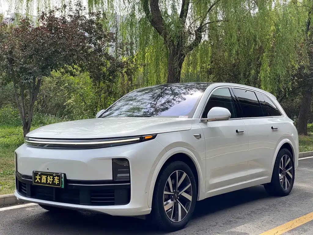 Li Auto Li L7 2024