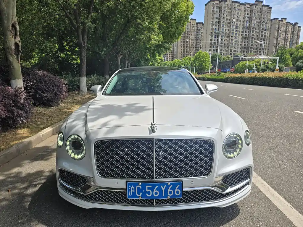Bentley Flying Spur 2022