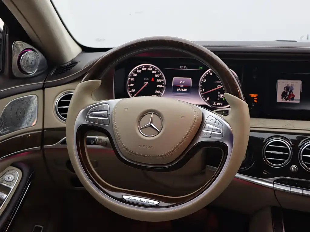 Mercedes-Benz S-Class — миниатюра 22