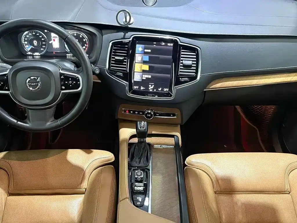 Volvo XC90 — миниатюра 6