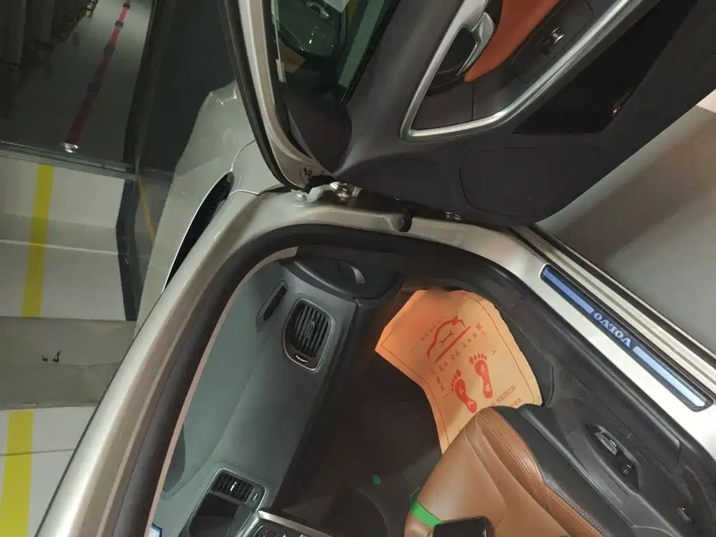 Volvo S60 — миниатюра 19