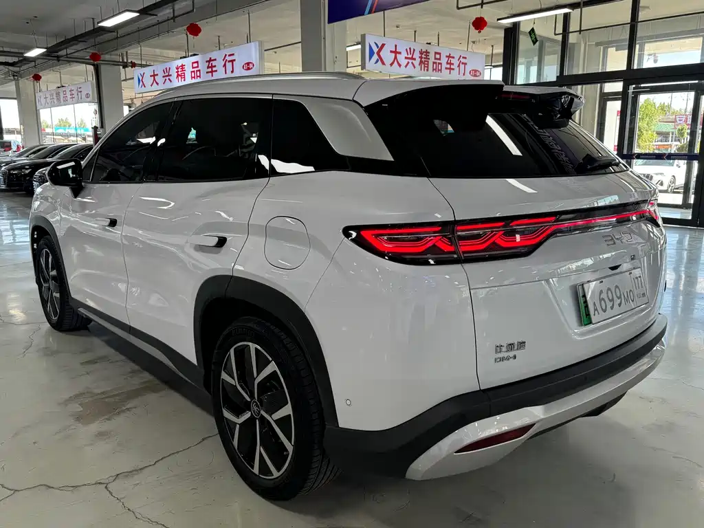 BYD L DM-i — миниатюра 5