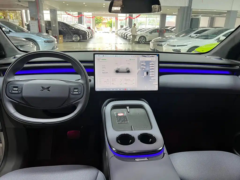 XPeng G7 — миниатюра 11