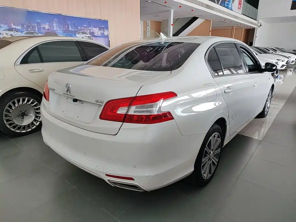 Peugeot 408 — миниатюра 7