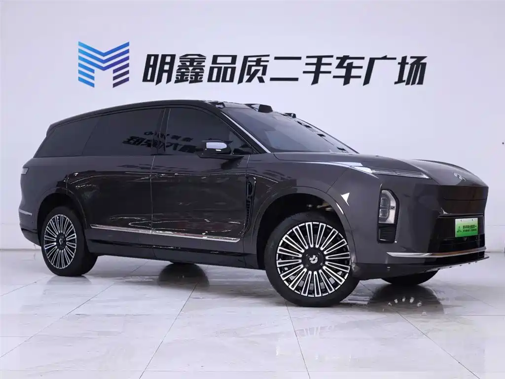 NIO ES8 2026 мест Executive Luxury