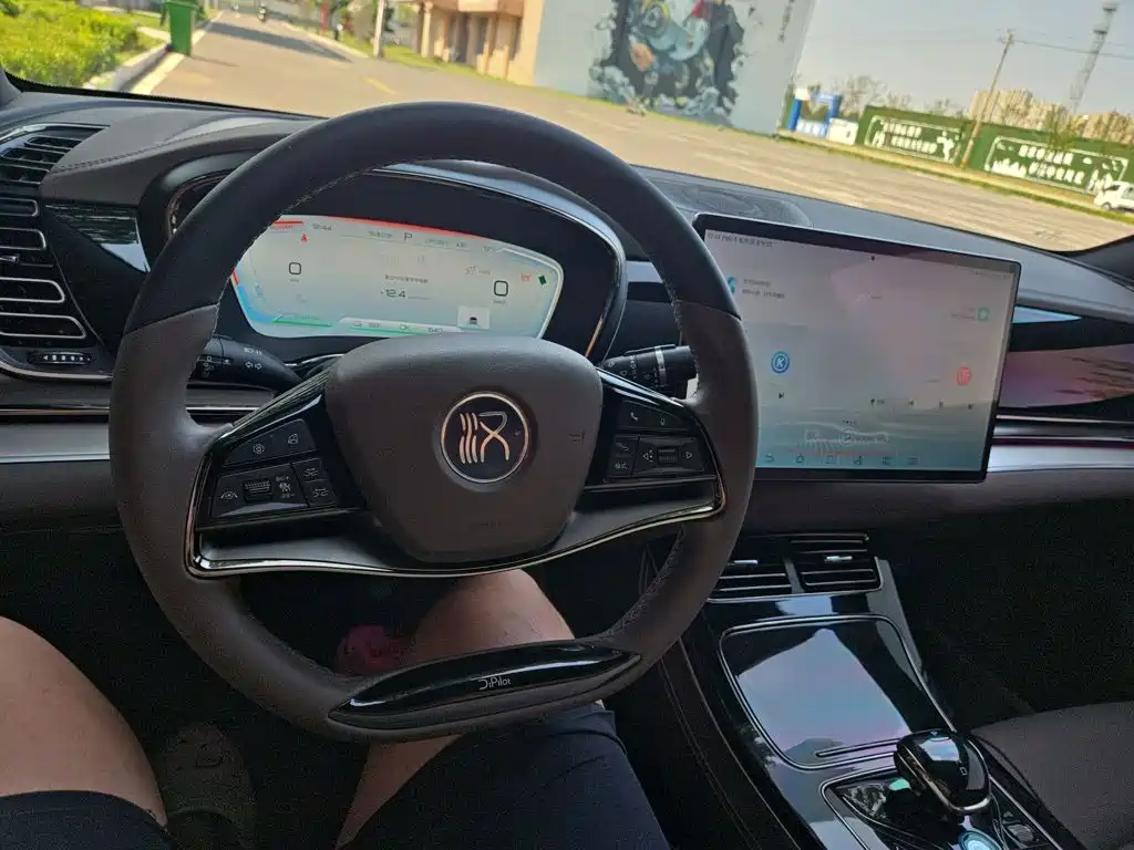 BYD Han — миниатюра 15