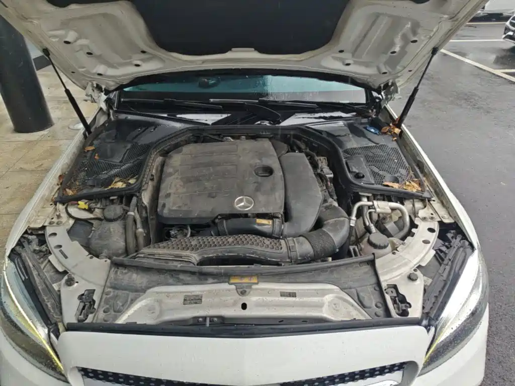 Mercedes-Benz C-Class — миниатюра 11