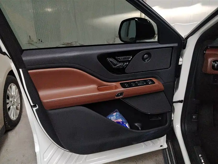 Lincoln Aviator 2021 3.0T V6