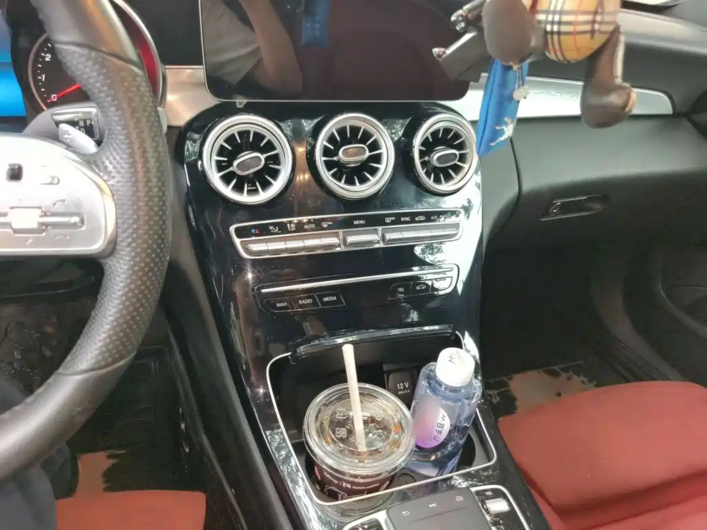 Mercedes-Benz C-Class — миниатюра 6
