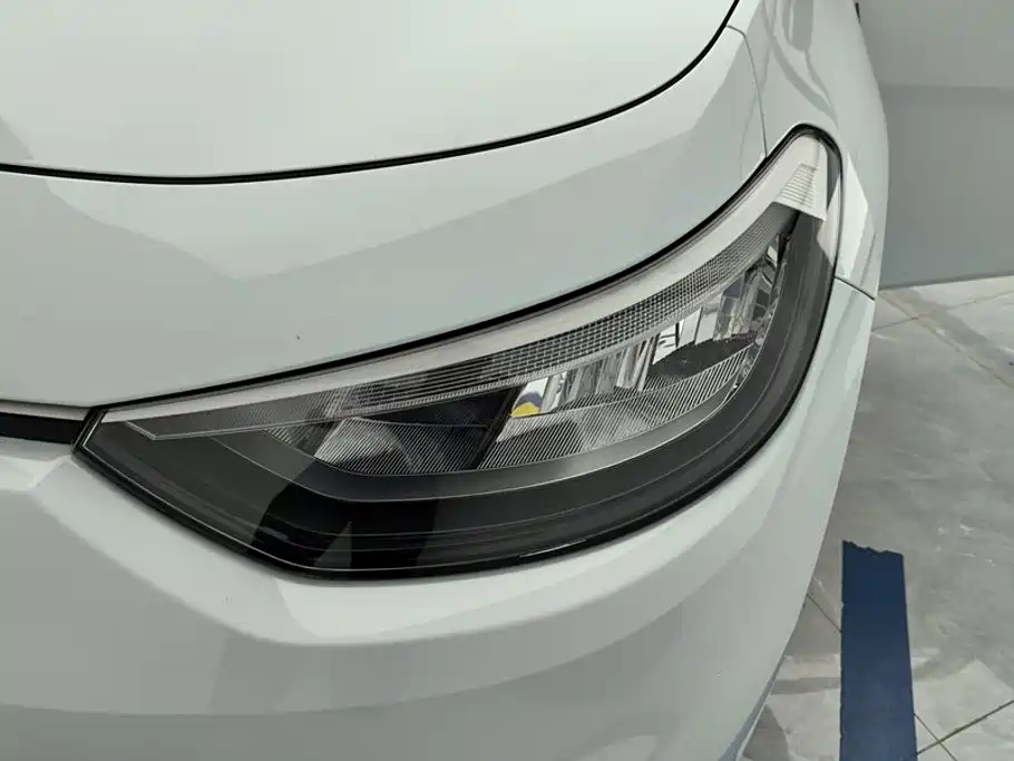 Volkswagen ID.3 — миниатюра 5