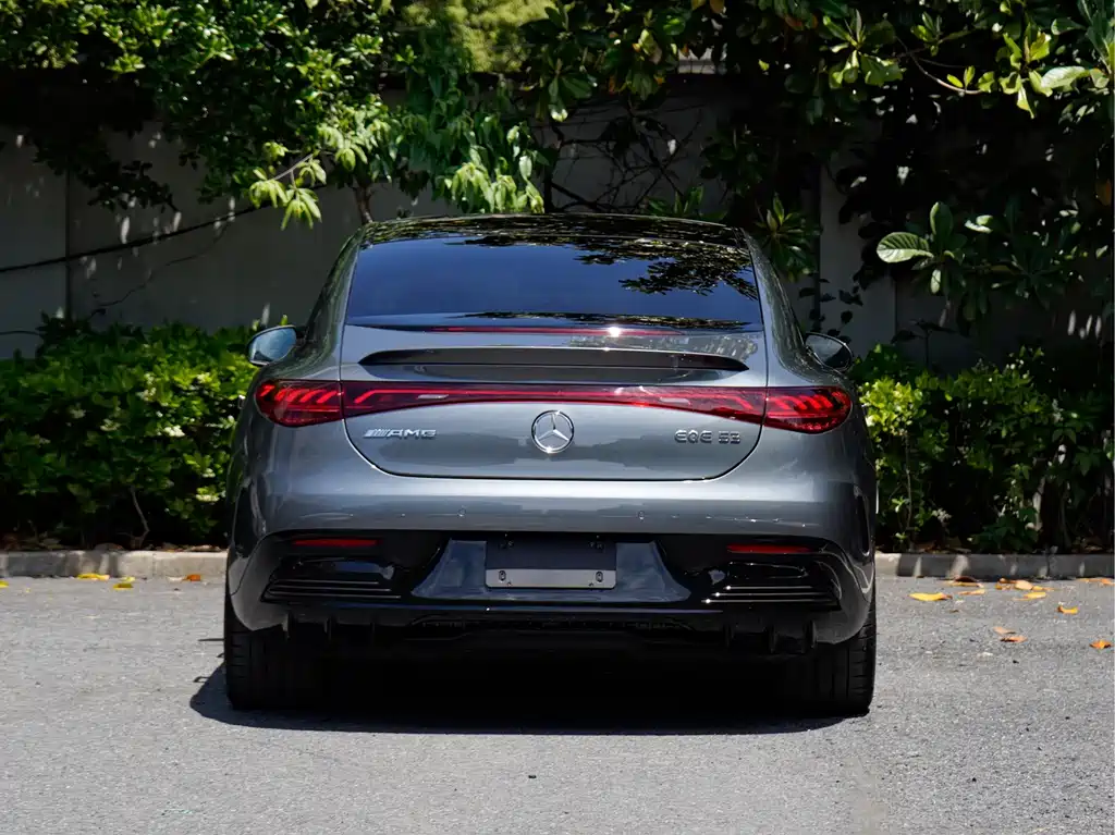 Mercedes-Benz EQE AMG — миниатюра 4