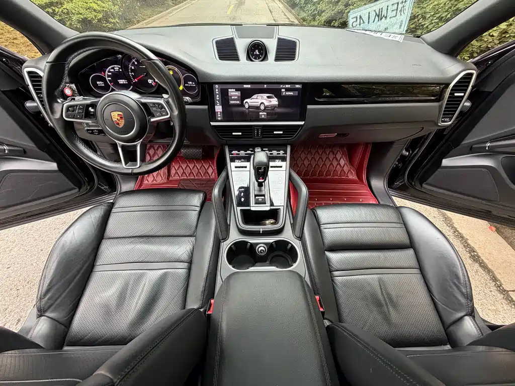 Porsche Cayenne — миниатюра 5