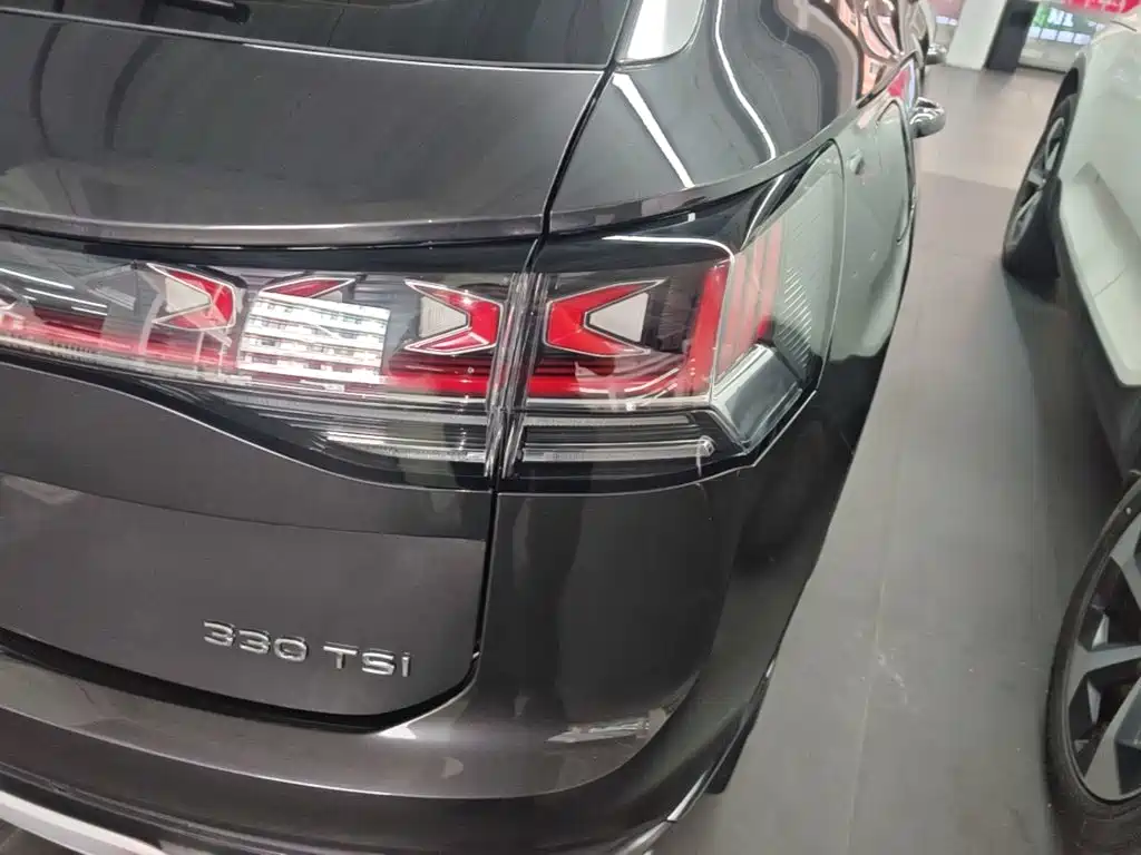 Volkswagen Tayron 2023 330TSI Luxury Plus