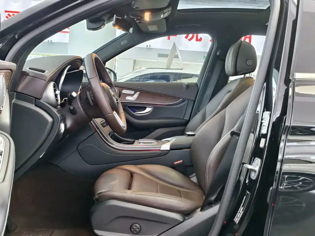 Mercedes-Benz GLC — миниатюра 10