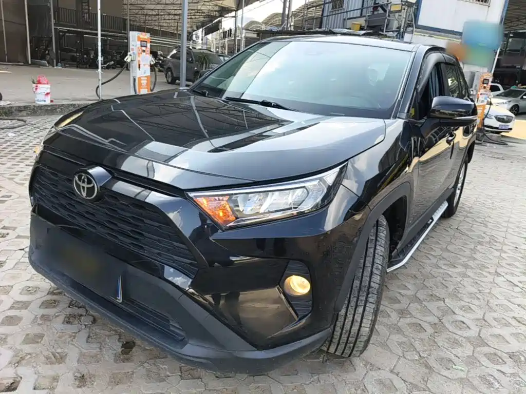 Toyota RAV4 — миниатюра 2