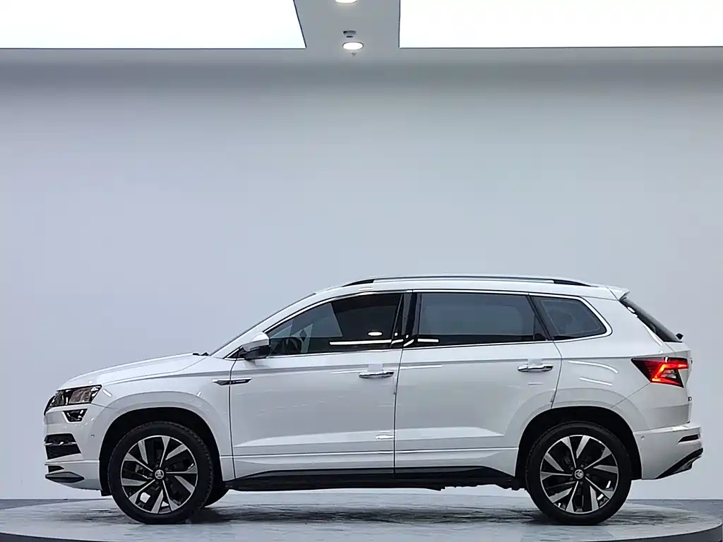 Skoda Karoq 2022 TSI280