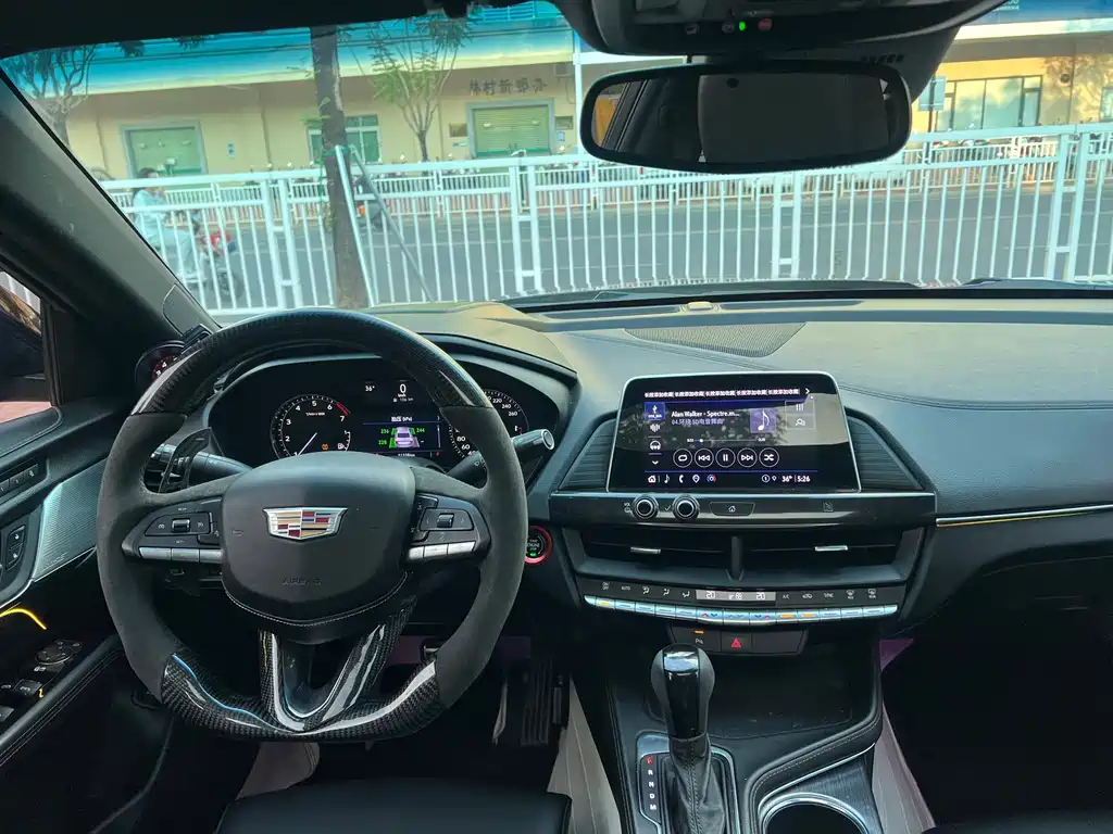 Cadillac CT4 — миниатюра 13