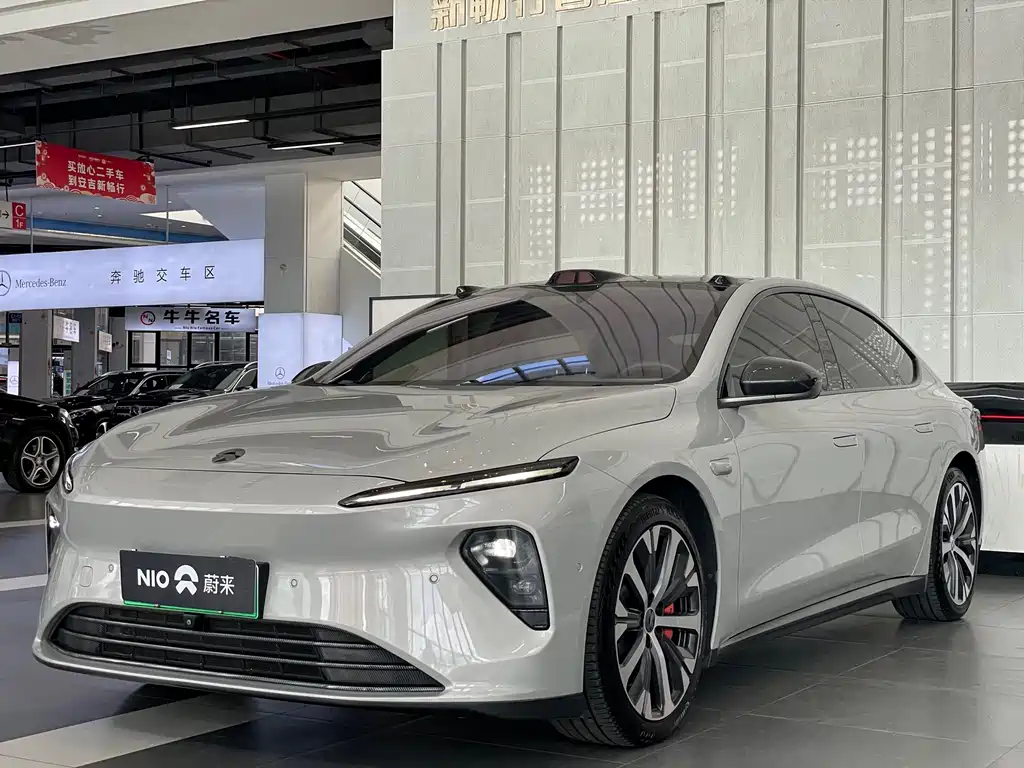 NIO ET7