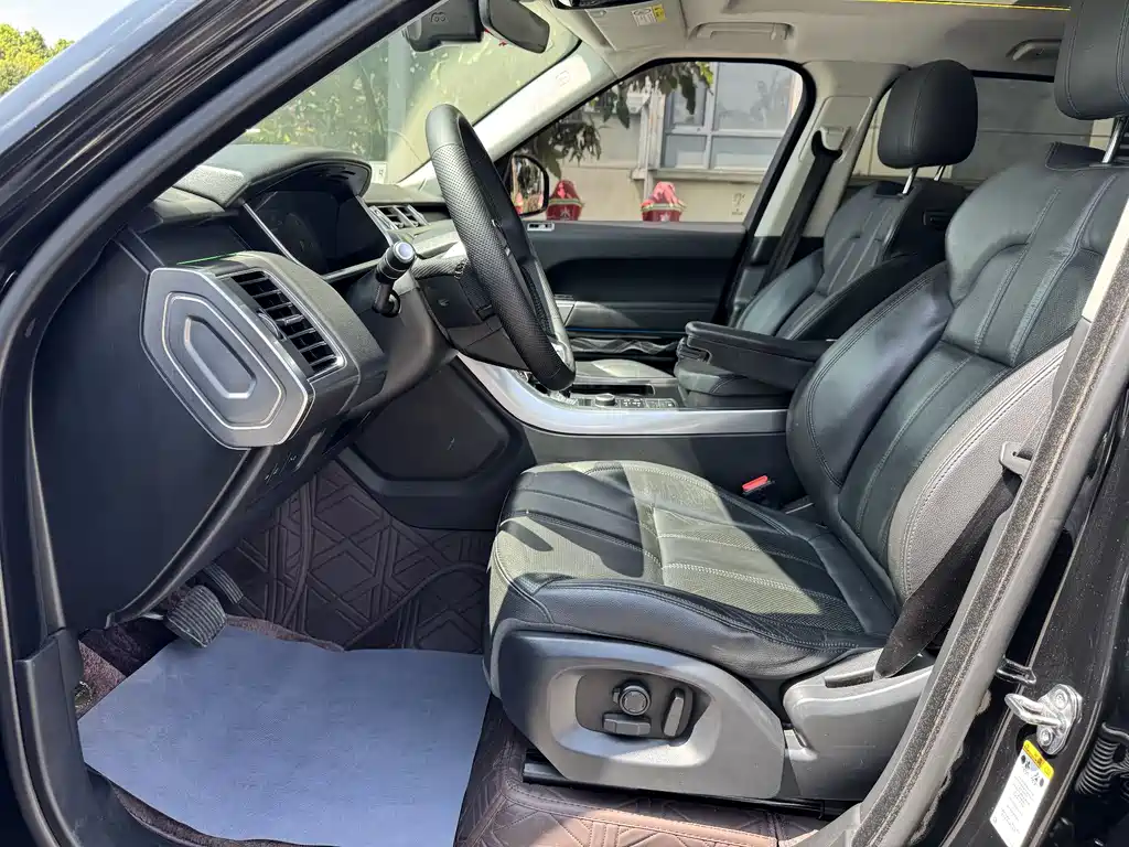 Land Rover Range Rover Sport 2017 3.0 SC V6 SE