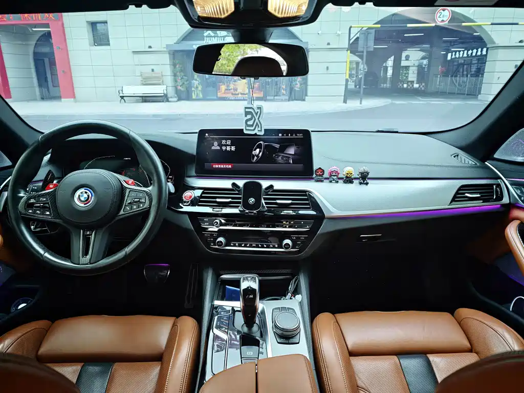 BMW M5 — миниатюра 18