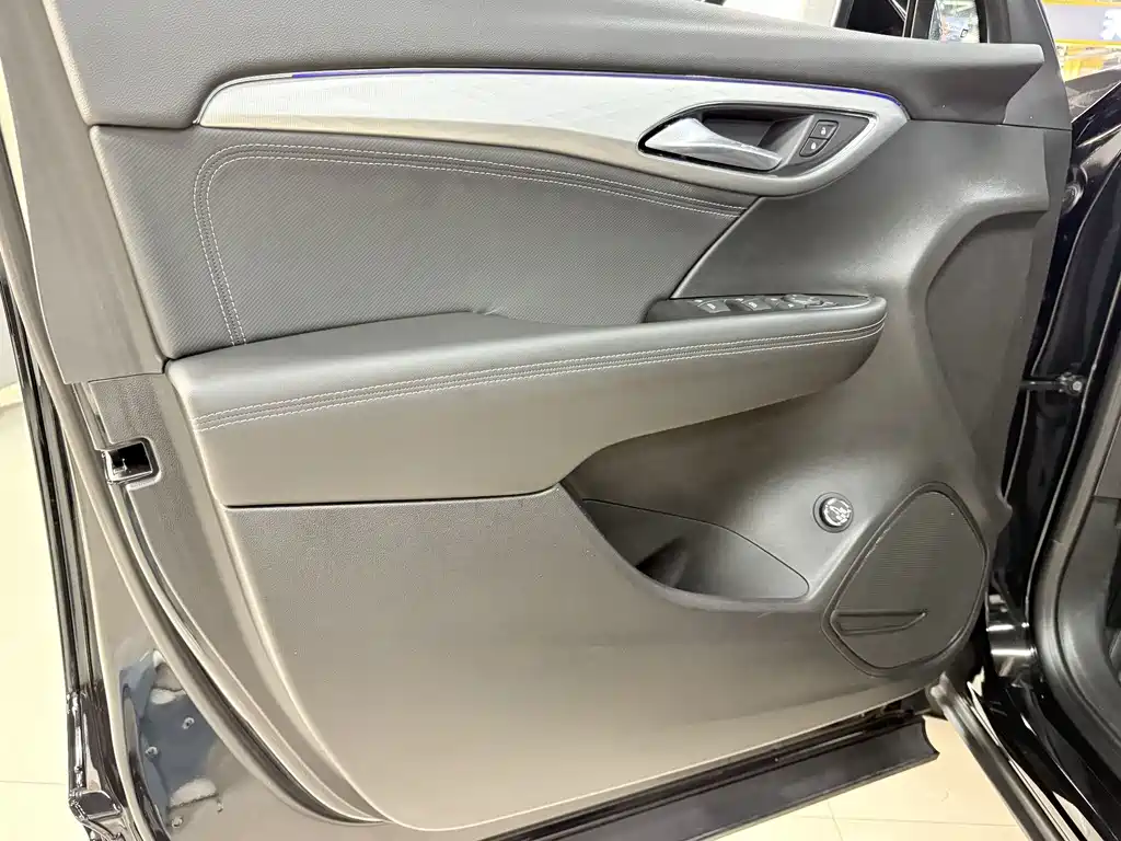 Buick Envision S — миниатюра 7