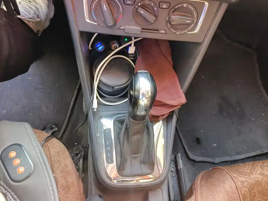 Volkswagen Jetta — миниатюра 16