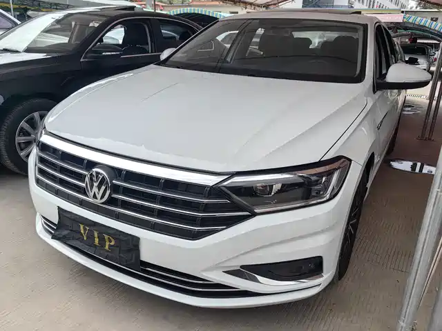 VOLKSWAGEN SAGITAR 2021