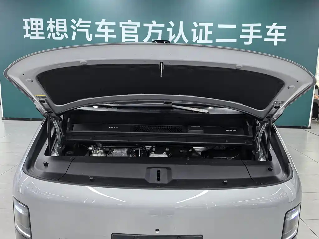 Li Auto Li MEGA — миниатюра 12