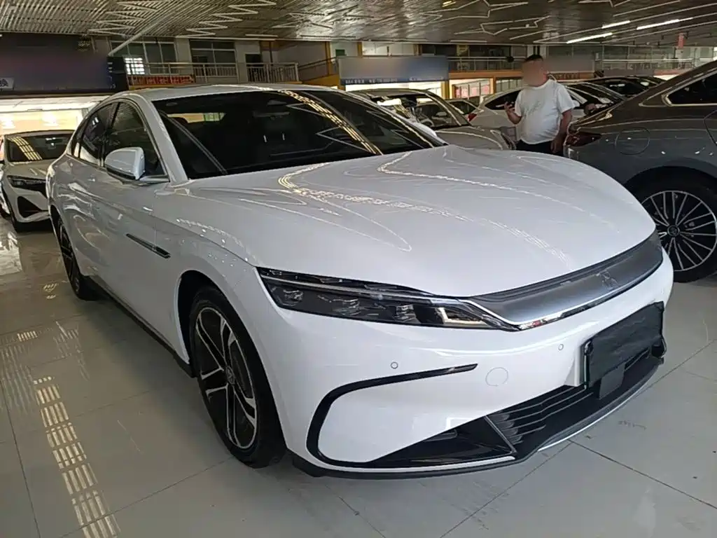 BYD Han — миниатюра 4