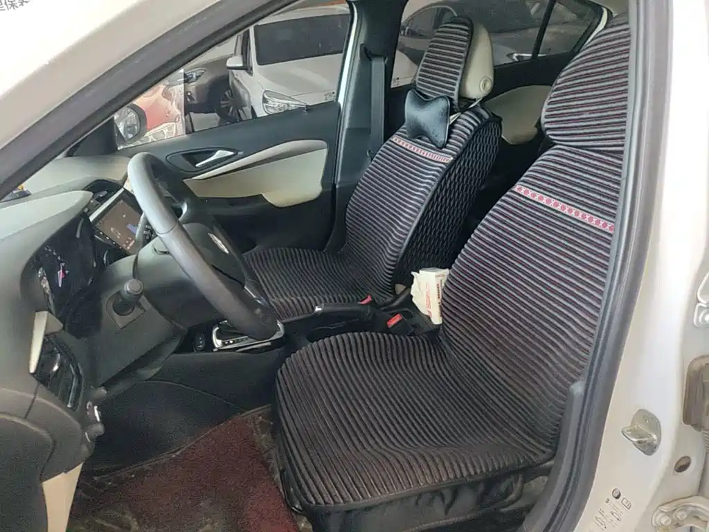 Buick Excelle — миниатюра 15