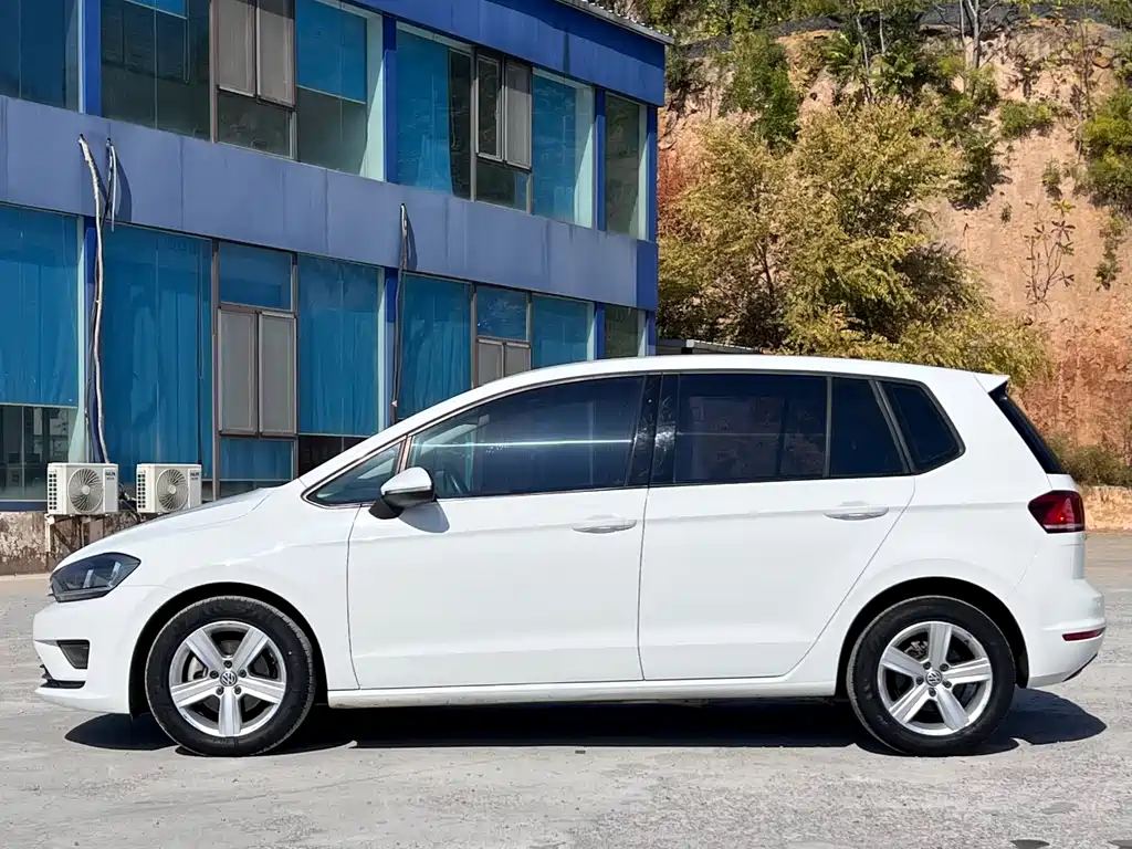 Volkswagen Golf Sportsvan — миниатюра 7