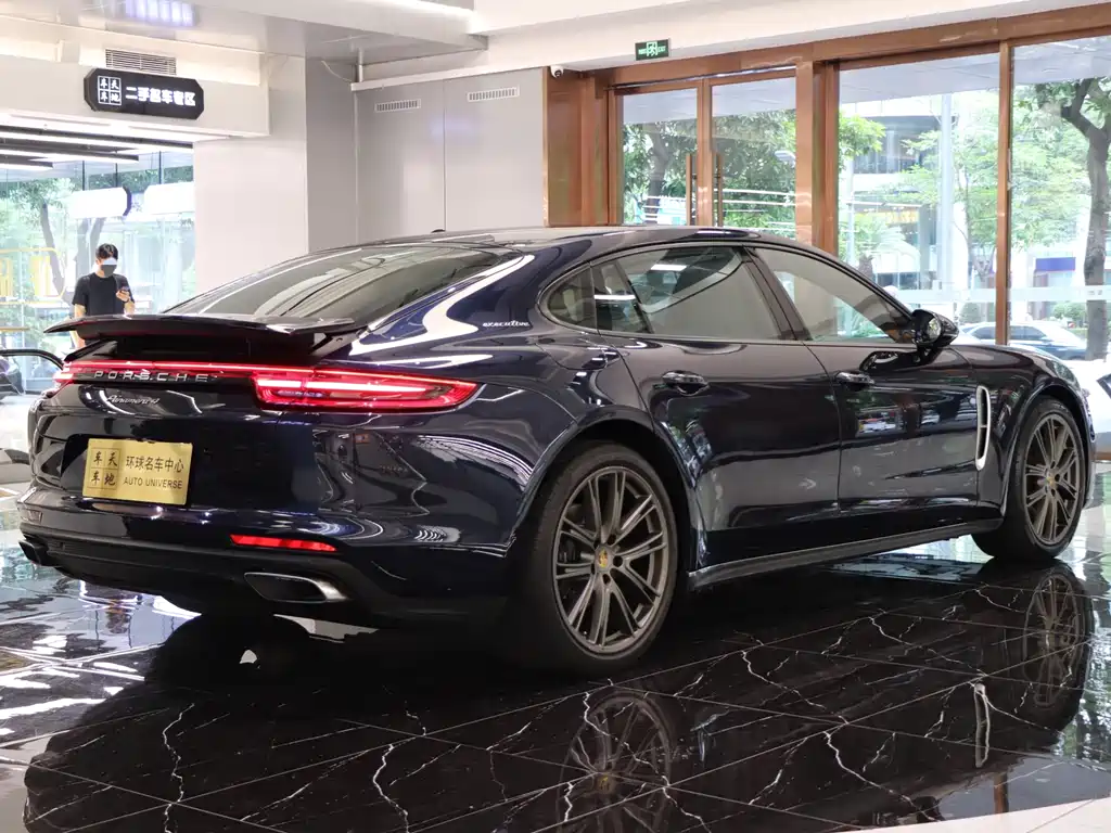 Porsche Panamera 2017 Panamera 4 Executive Long Wheelbase 3.0T