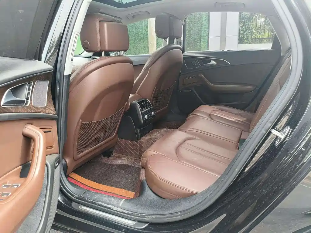 Audi A6L 2015 35 FSI quattro Comfort