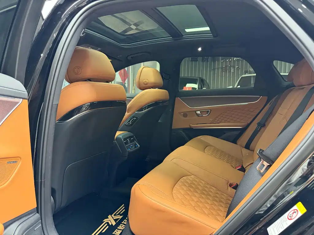 BYD Han — миниатюра 10