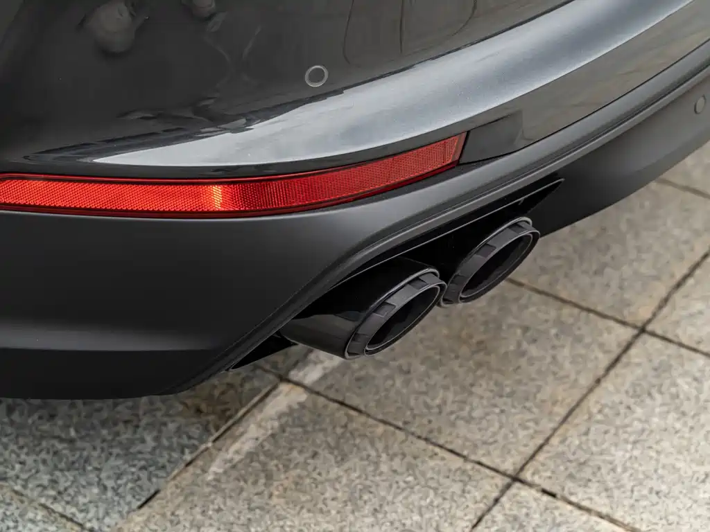 Porsche Panamera — миниатюра 11