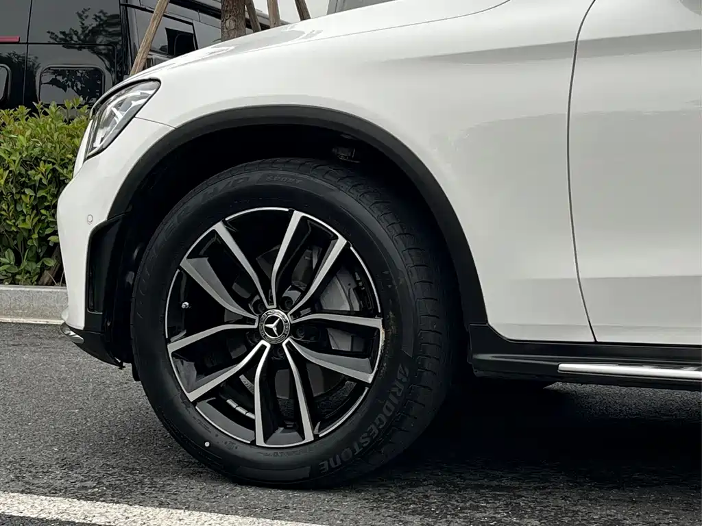Mercedes-Benz GLC — миниатюра 7