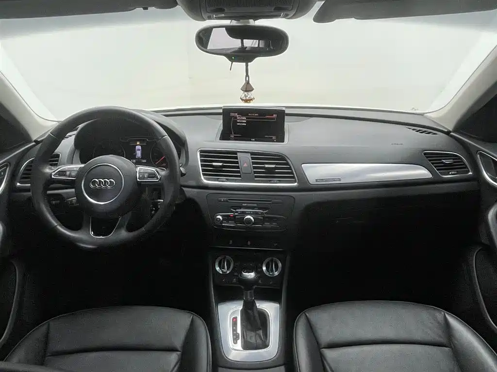 Audi Q3 — фотографии объявления, Фото 15