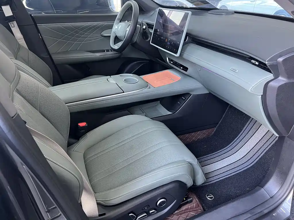 Changan Deepal DARK BLUE S07