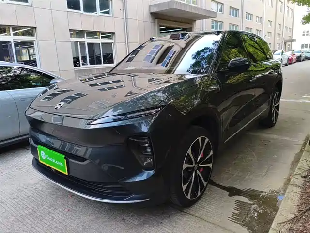 2023 Nio ES8