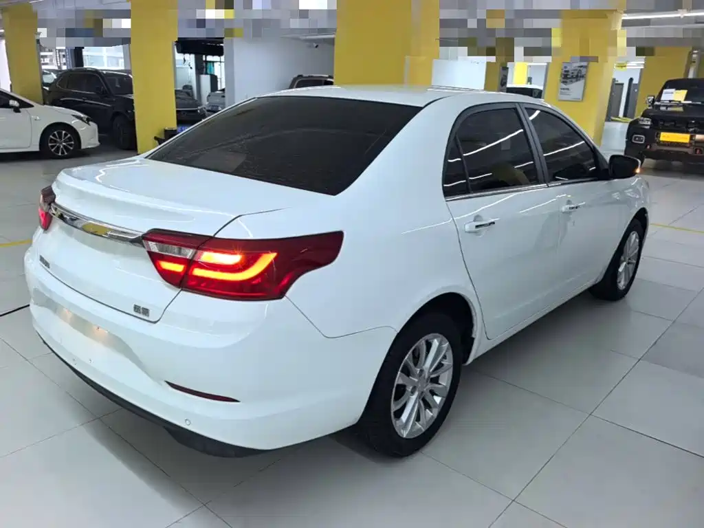 Geely Vision — миниатюра 7