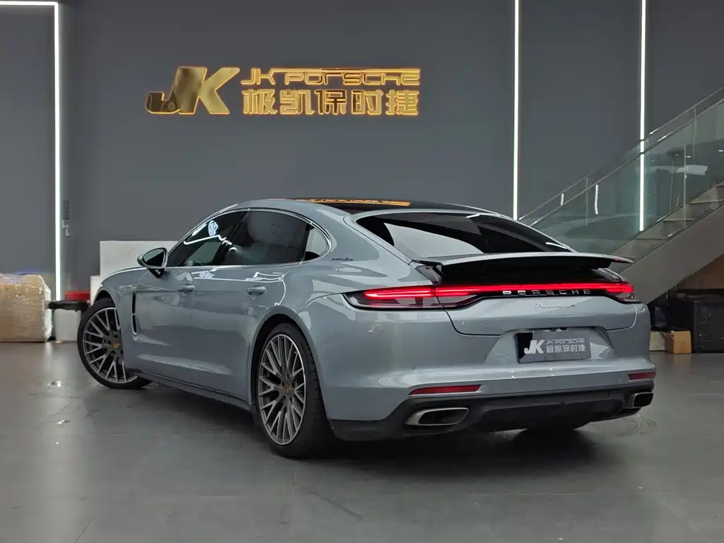Porsche Panamera — миниатюра 11