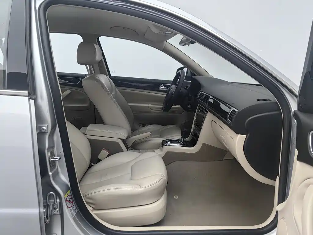 Volkswagen Passat Lingyu 1.8T Auto Premium Type, фото 23