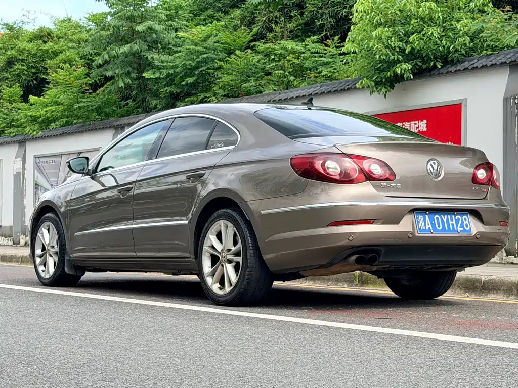 Volkswagen FAW - Passat CC CC 2011 1.8TSI Luxury