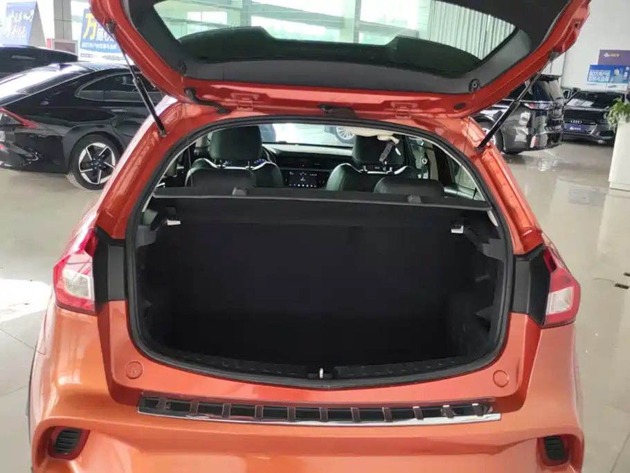 Geely Vision X3 — миниатюра 4