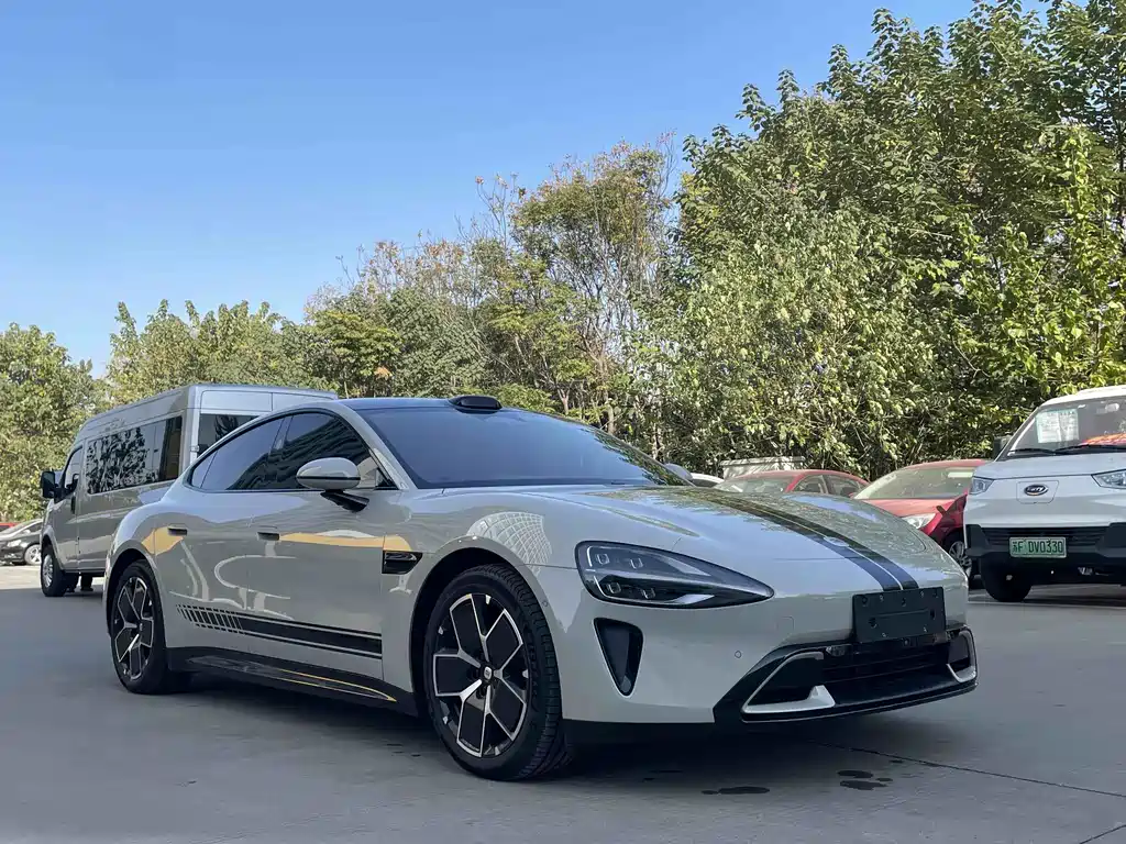 XIAOMI CAR XIAOMI SU7