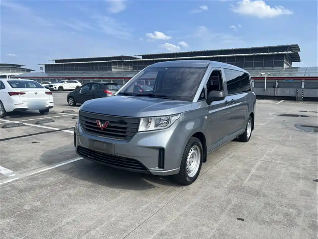 Купить Wuling Zhengcheng